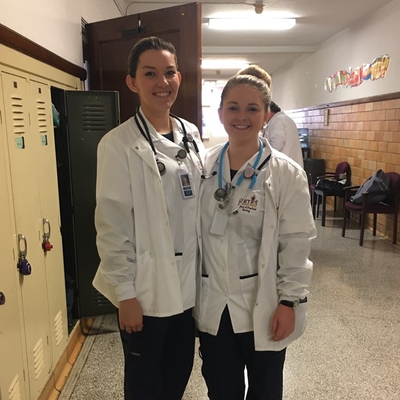 Meet your Posher, Marissa - Picture 1 of 1